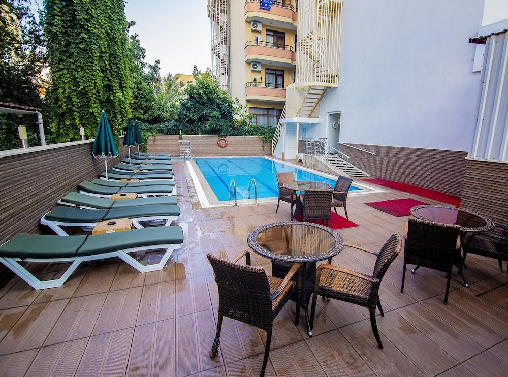 Kleopatra Blue Hawai Hotel Alanya Kültér fotó